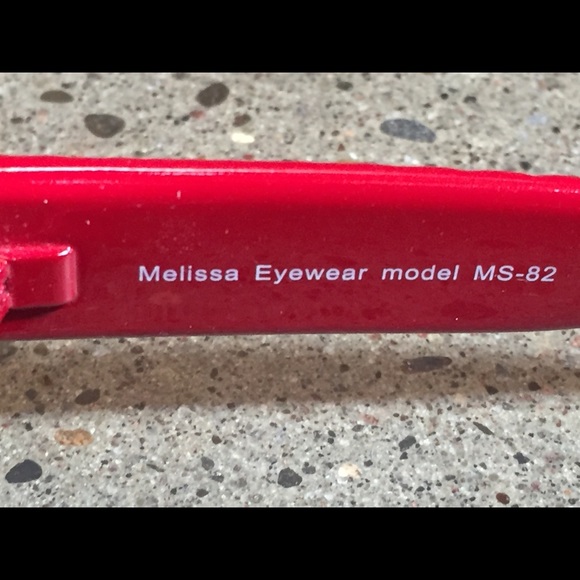 Choose 1 "Quilted" Sunglasses Melissa Eyewear - Picture 3 of 16